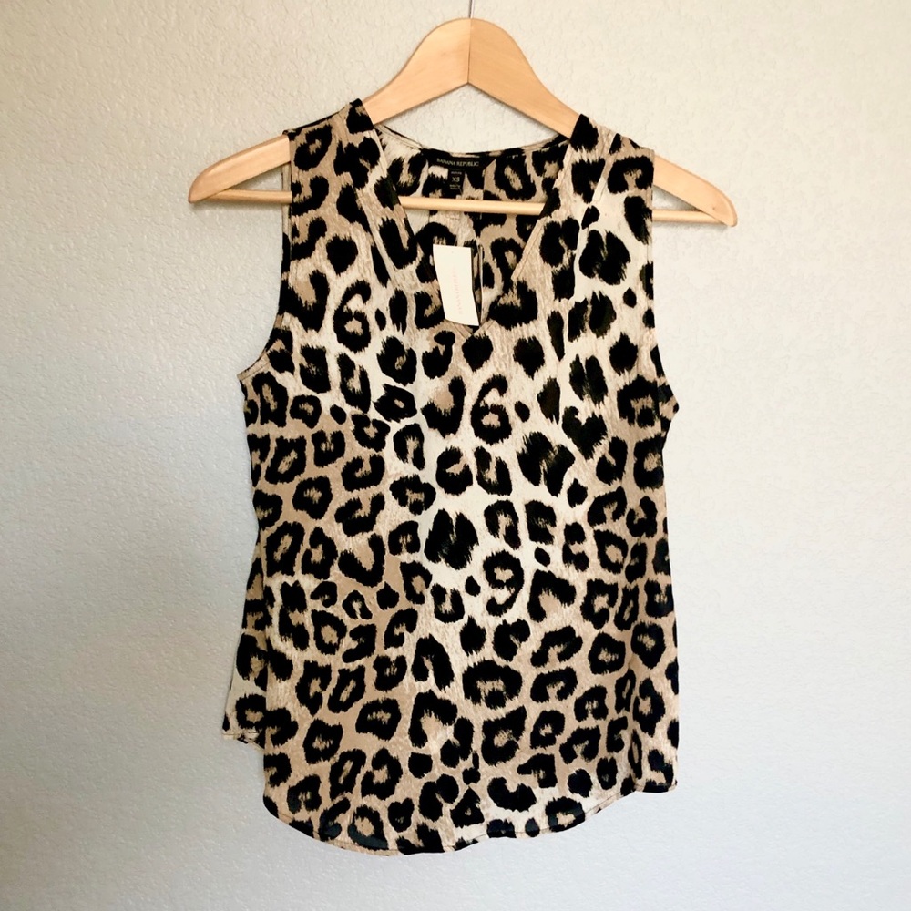 Sleeveless Leopard Blouse